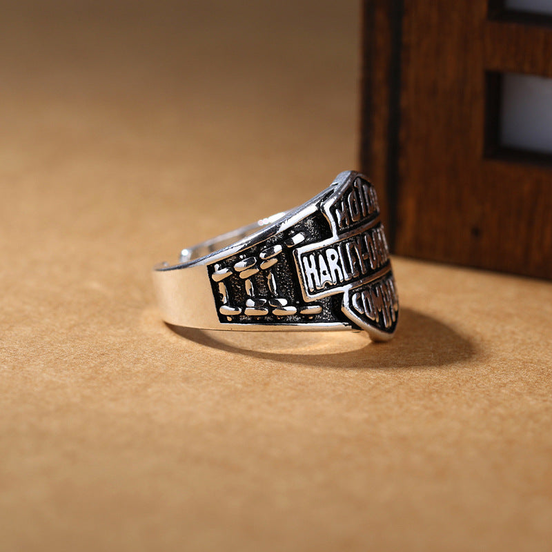 geschnitzter Vintage-Ring