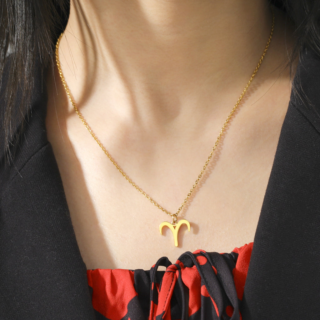 Cross Border necklace